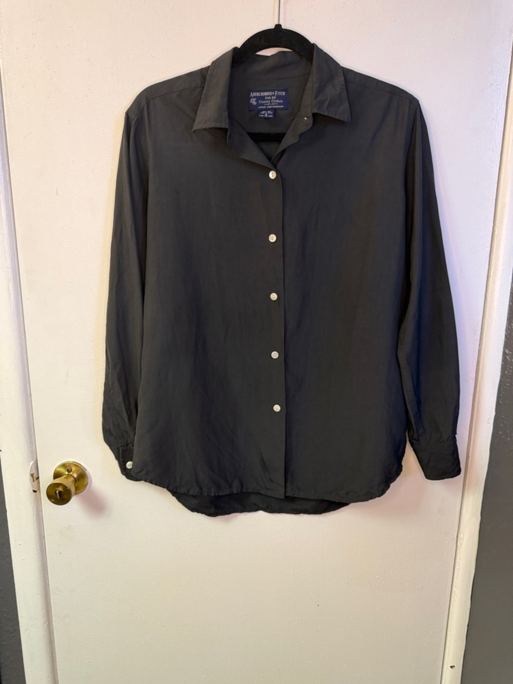 100% Silk Abercrombie & Fitch Men's Black Button-Up Dress Shirt